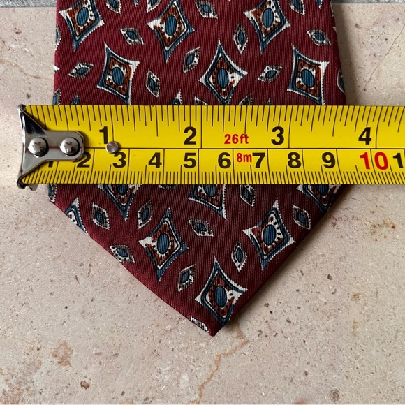 Eaton Men's 100% Silk Tie Geometric 57" x 4"  Red & Blue - Picture 4 of 6